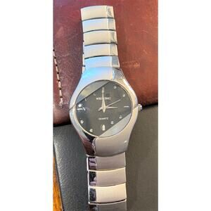 Women's Weilong Quartz Watch Silver Tone with Black Face